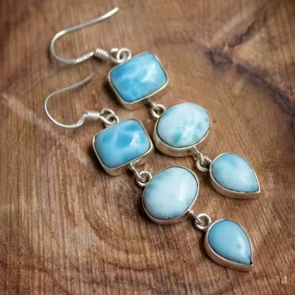 Vintage Blue Stone Dangle Earrings - Picture 7 of 8
